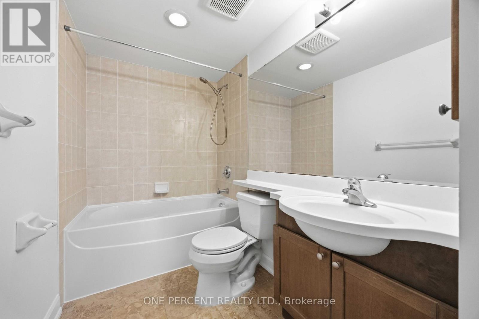 2811 - 763 Bay Street, Toronto, Ontario  M5G 2R3 - Photo 16 - C13107422