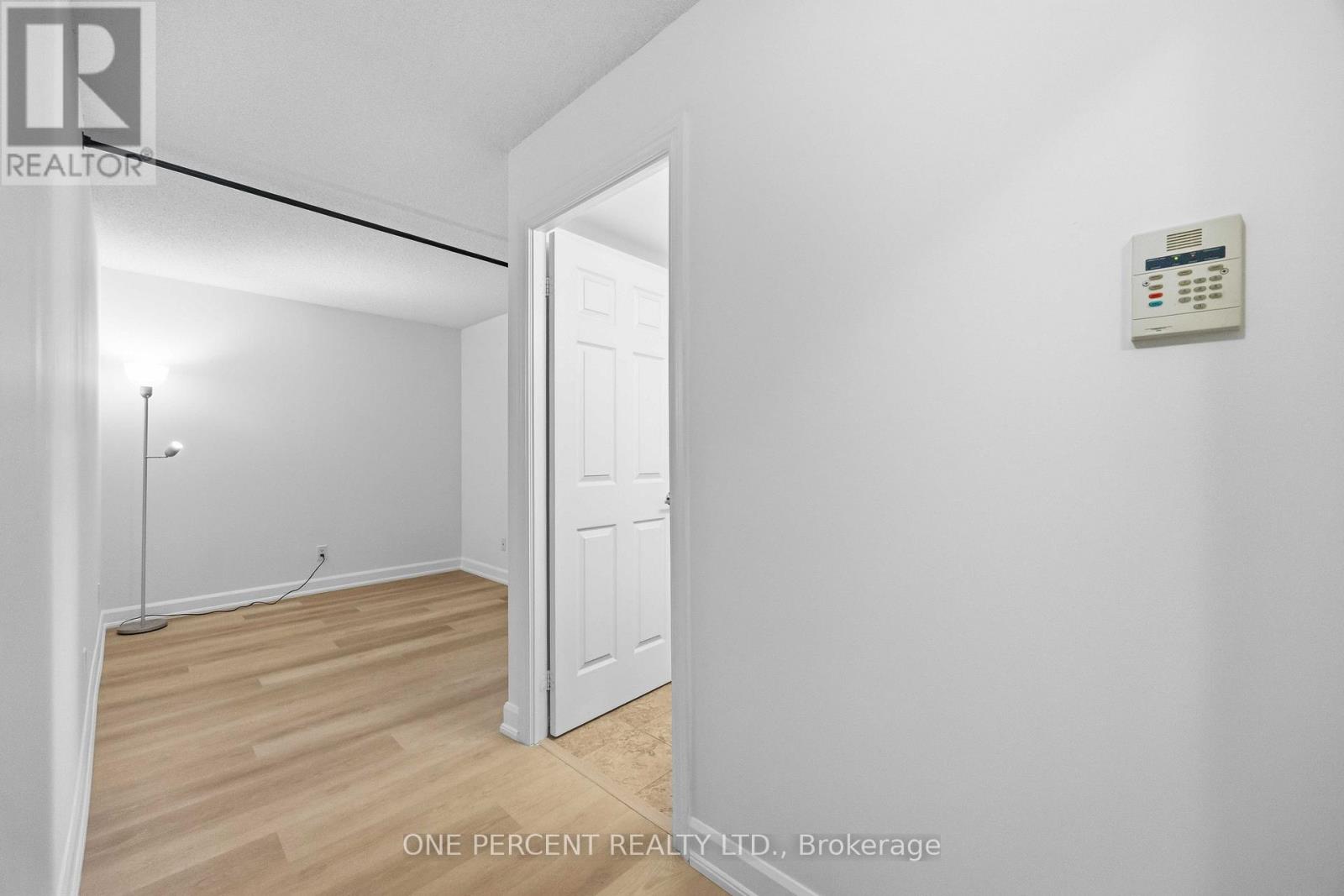 2811 - 763 Bay Street, Toronto, Ontario  M5G 2R3 - Photo 5 - C13107422