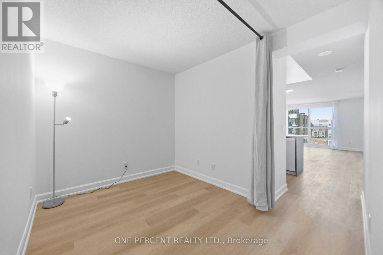 2811 - 763 Bay Street, Toronto, Ontario  M5G 2R3 - Photo 6 - C13107422