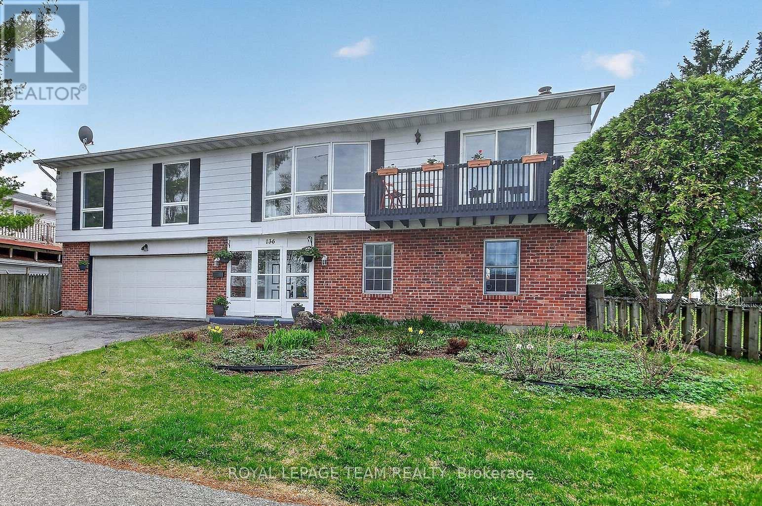 136 JAMES CUMMINGS AVENUE, Ottawa, Ontario