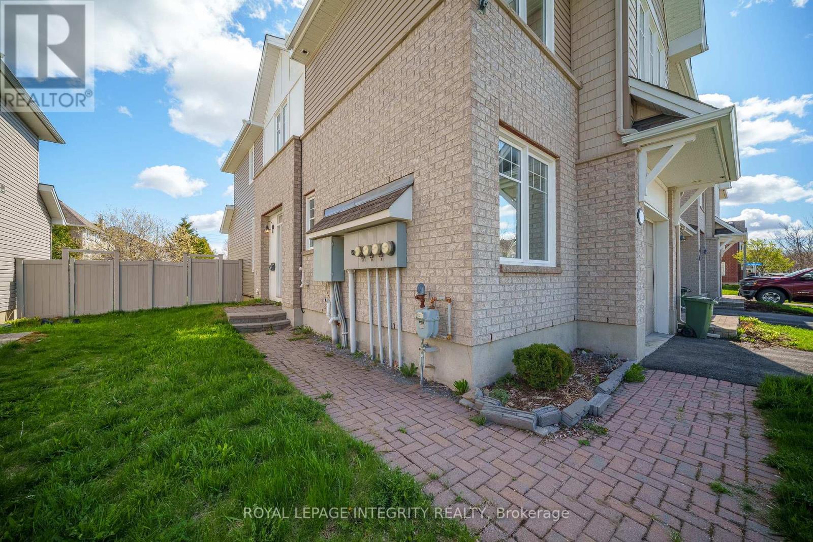 142 Abetti Ridge, Ottawa, Ontario  K2J 0Y7 - Photo 2 - X13107464