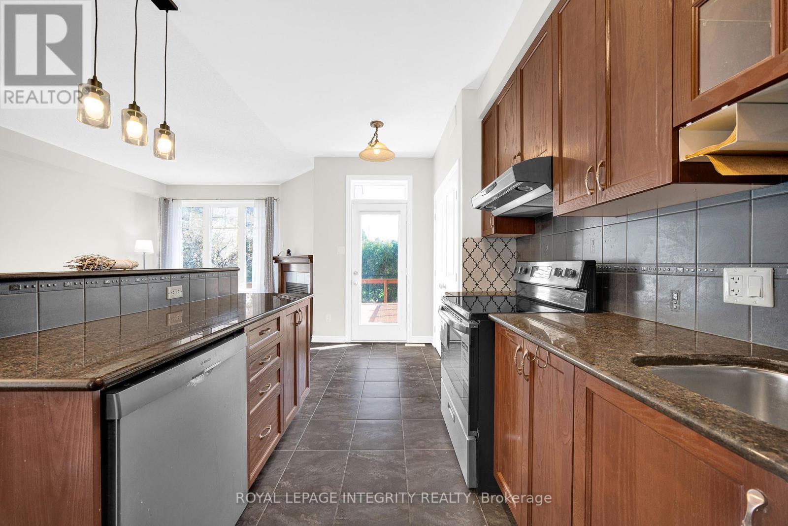 142 Abetti Ridge, Ottawa, Ontario  K2J 0Y7 - Photo 7 - X13107464