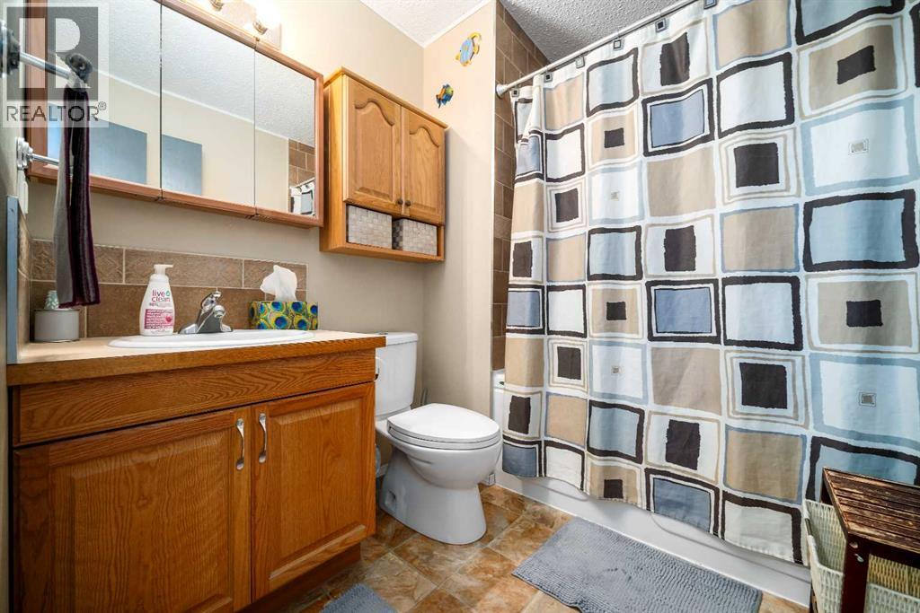 10 Rossmere Place Se, Medicine Hat, Alberta  T1B 2L6 - Photo 17 - A2307904
