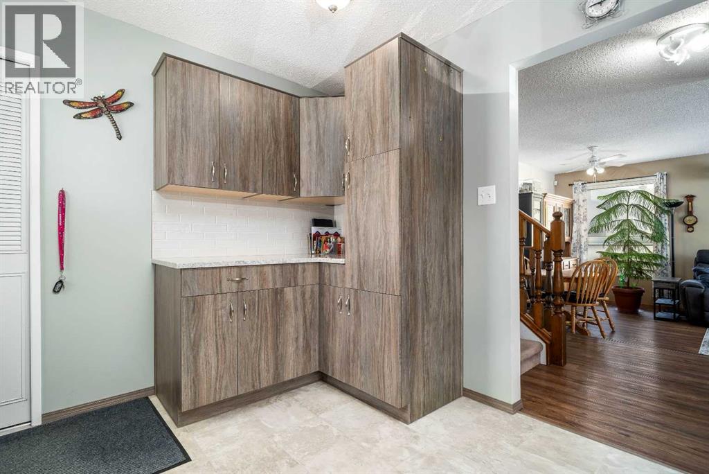 10 Rossmere Place Se, Medicine Hat, Alberta  T1B 2L6 - Photo 9 - A2307904