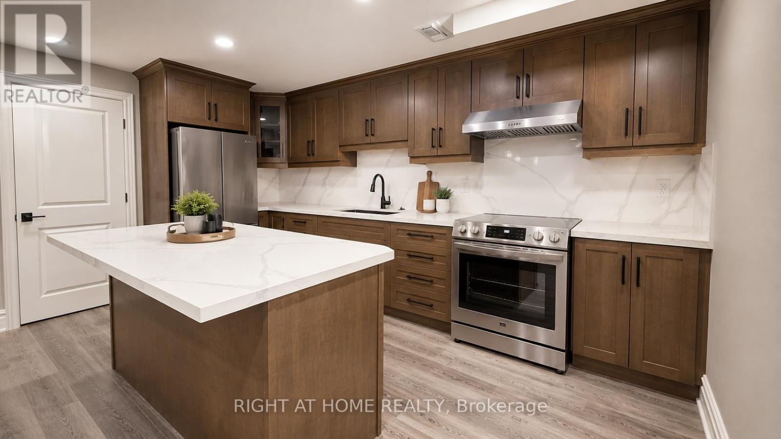 1004 TIGERLILY TRAIL, Pickering, Ontario