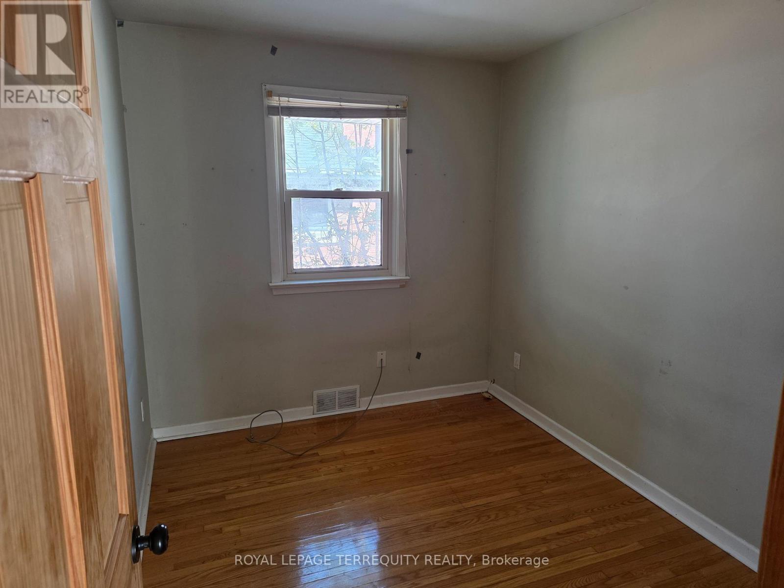 Main - 319 Hillcroft Street, Oshawa, Ontario  L1G 2M1 - Photo 3 - E13107450