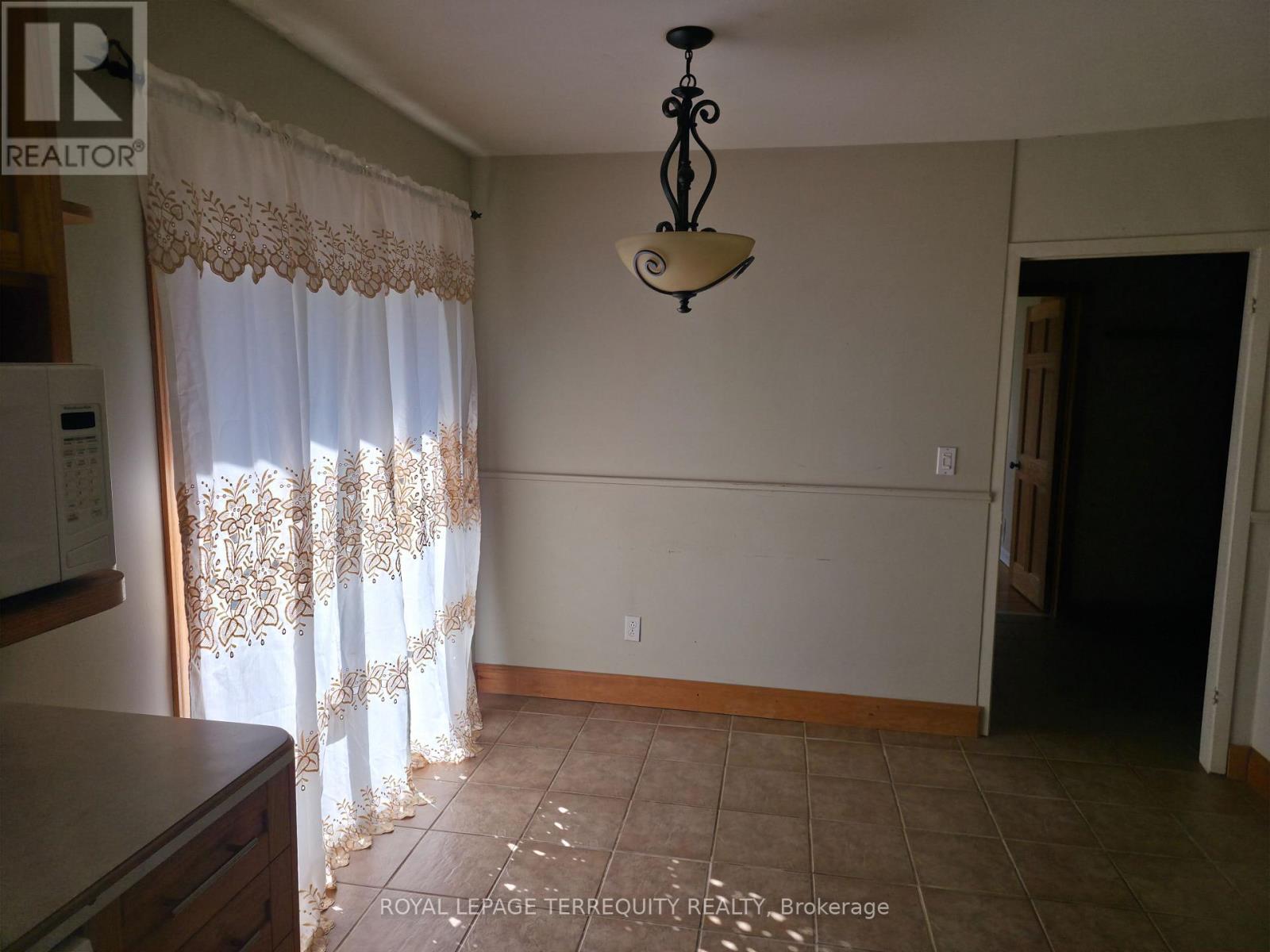 Main - 319 Hillcroft Street, Oshawa, Ontario  L1G 2M1 - Photo 8 - E13107450