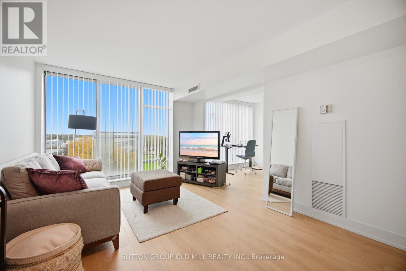909 - 650 Queens Quay W, Toronto, Ontario  M5V 3N2 - Photo 11 - C13102112