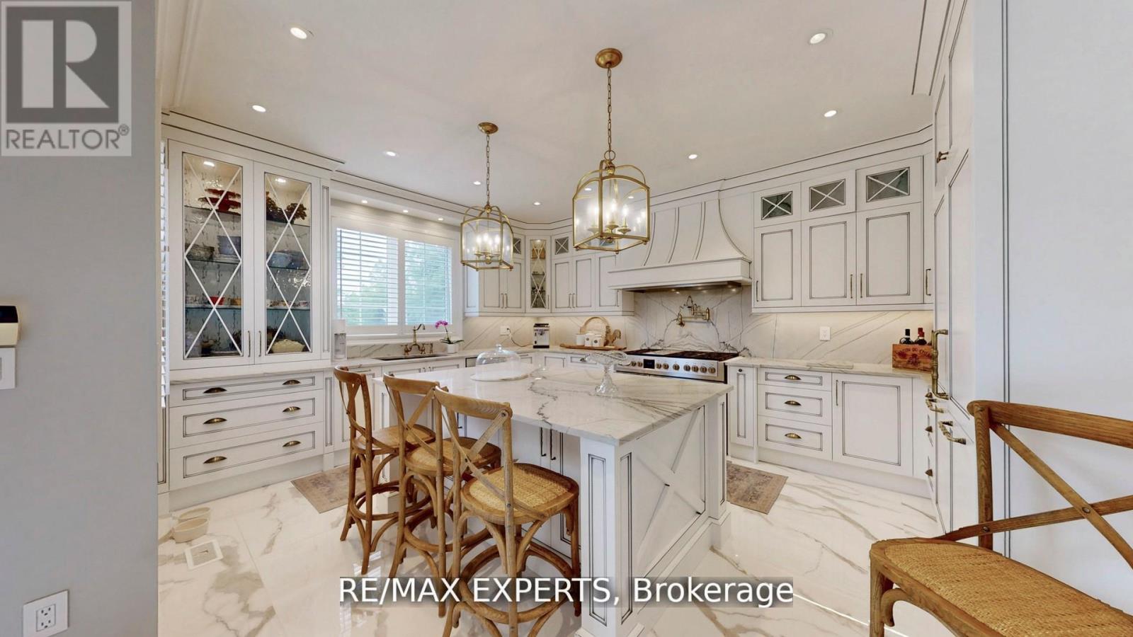 27 Theresa Circle, Vaughan, Ontario  L0J 1C0 - Photo 15 - N13107466