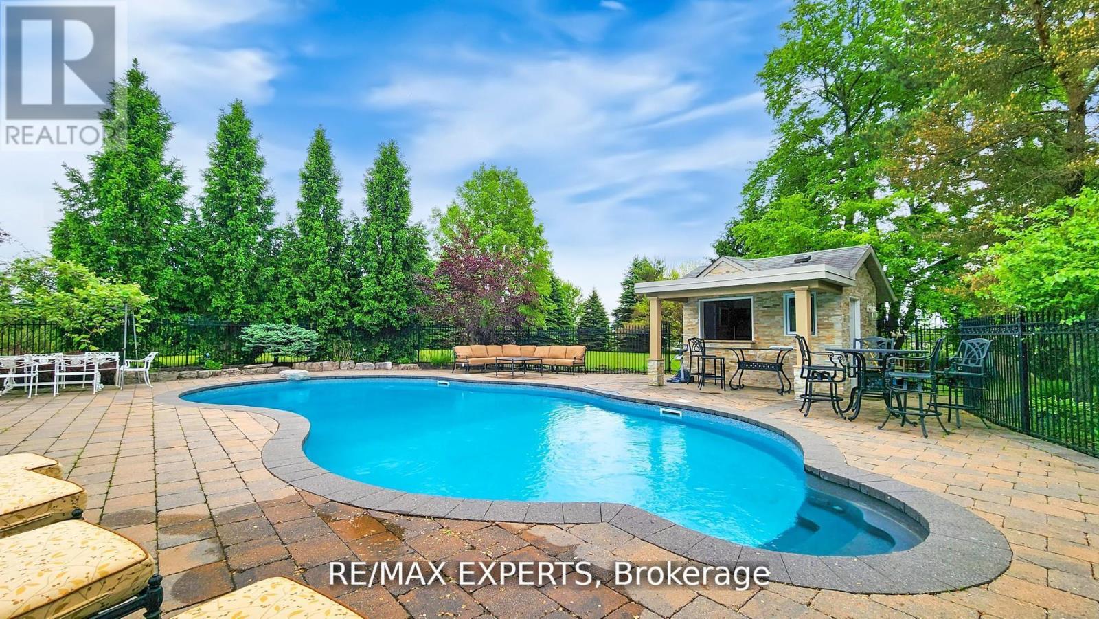 27 Theresa Circle, Vaughan, Ontario  L0J 1C0 - Photo 45 - N13107466