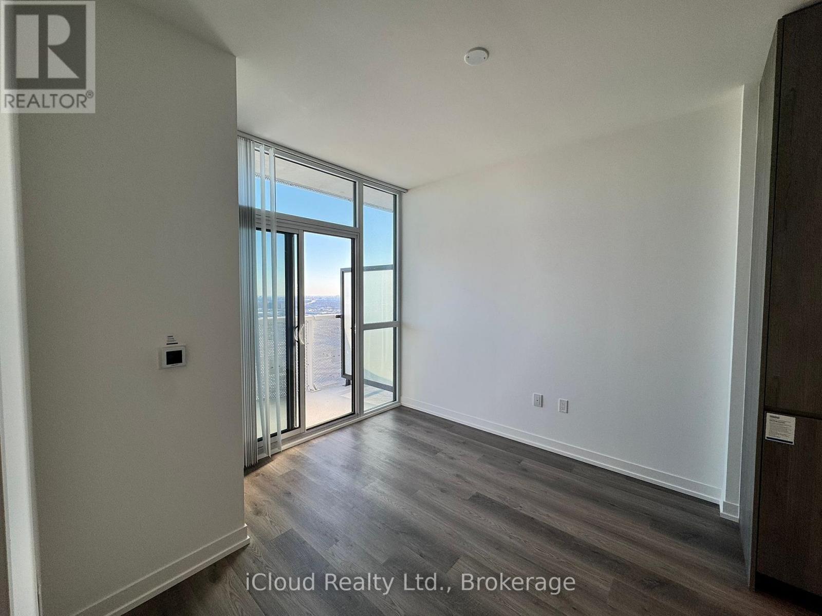 6010 - 8 Interchange Way, Vaughan, Ontario  L4K 0R2 - Photo 10 - N13107468