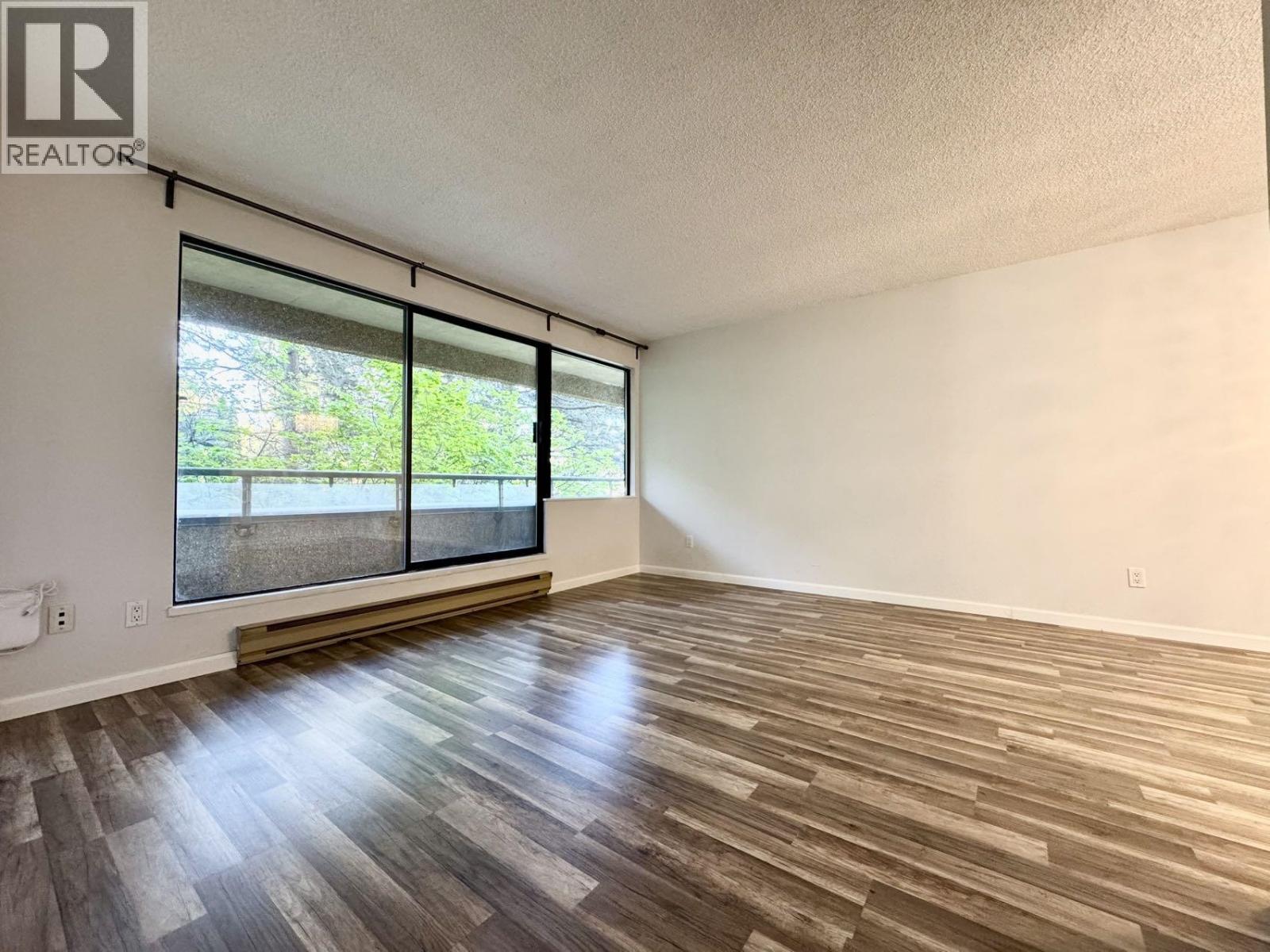 204 1026 Queens Avenue, New Westminster, British Columbia  V3M 6B2 - Photo 3 - R3121590