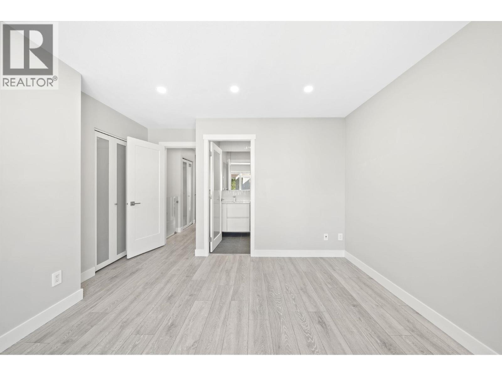 11 7420 Moffatt Road, Richmond, British Columbia  V6Y 1X8 - Photo 24 - R3120914