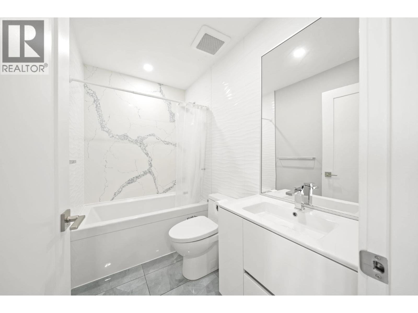 11 7420 Moffatt Road, Richmond, British Columbia  V6Y 1X8 - Photo 22 - R3120914