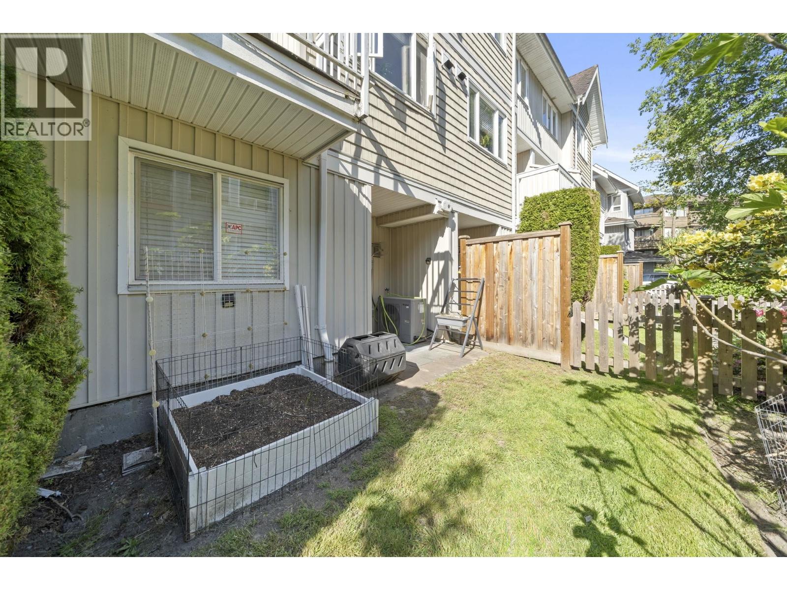 11 7420 Moffatt Road, Richmond, British Columbia  V6Y 1X8 - Photo 29 - R3120914