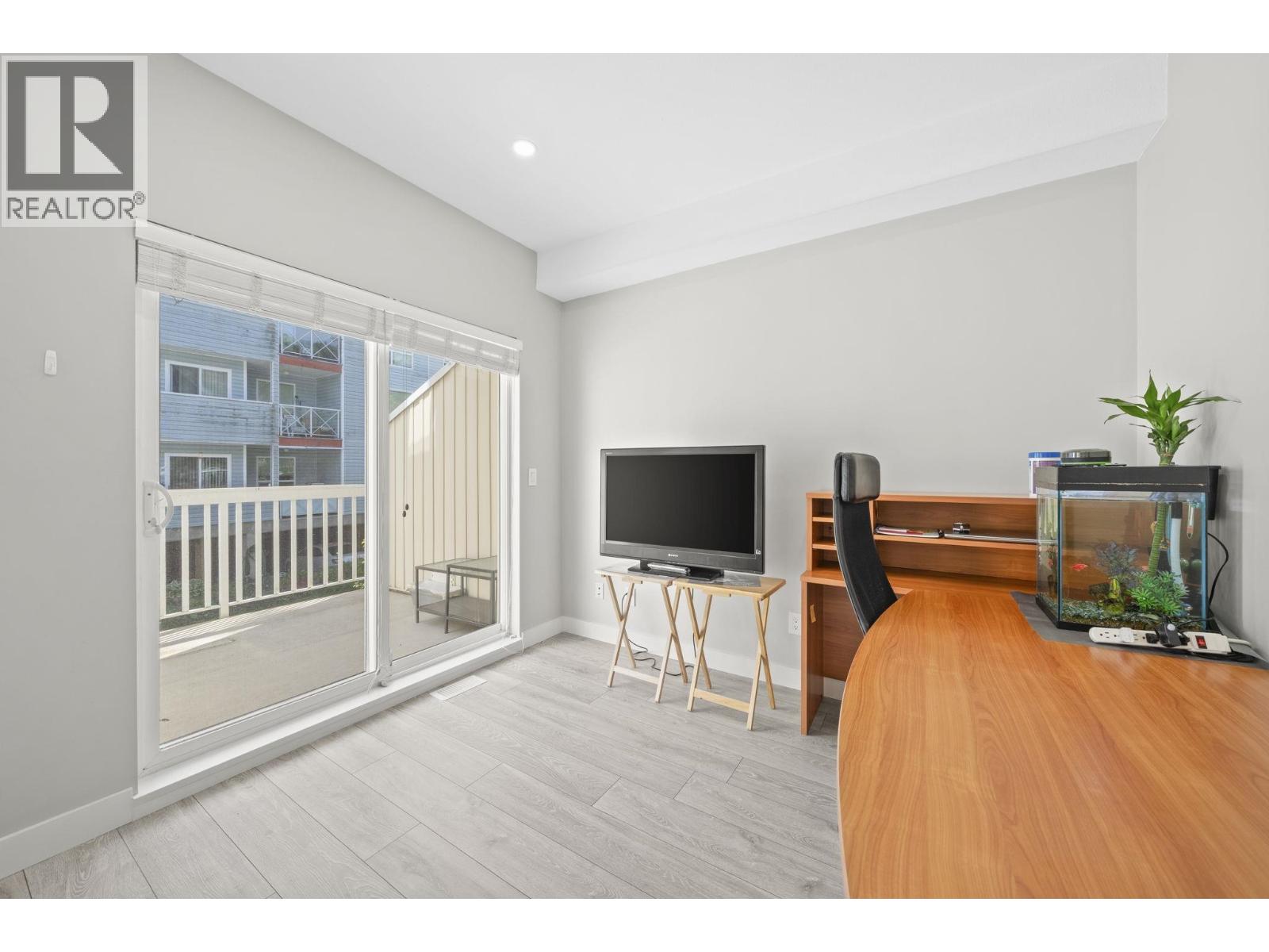 11 7420 Moffatt Road, Richmond, British Columbia  V6Y 1X8 - Photo 5 - R3120914