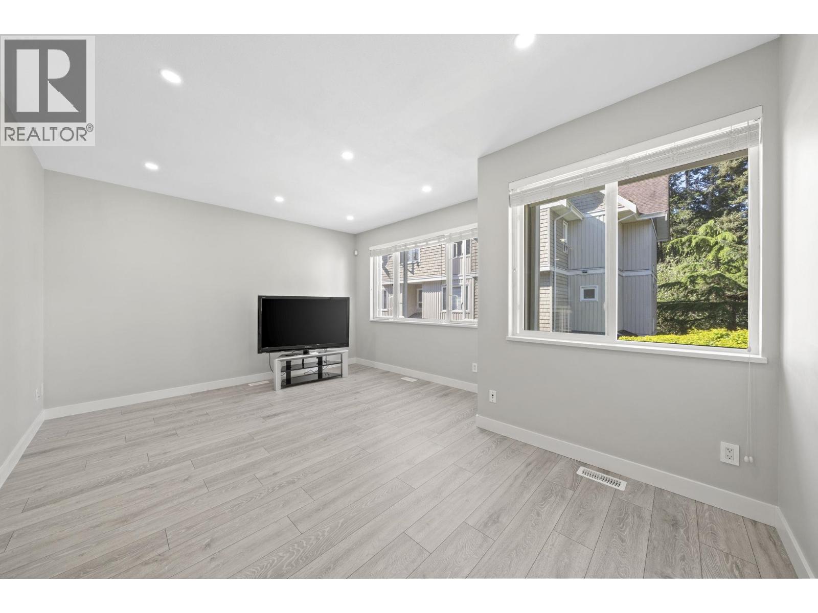 11 7420 Moffatt Road, Richmond, British Columbia  V6Y 1X8 - Photo 12 - R3120914