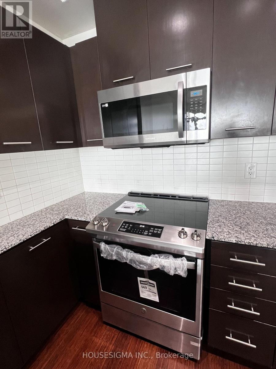 1612 - 360 Square One Drive, Mississauga, Ontario  L5B 0G7 - Photo 6 - W13107410