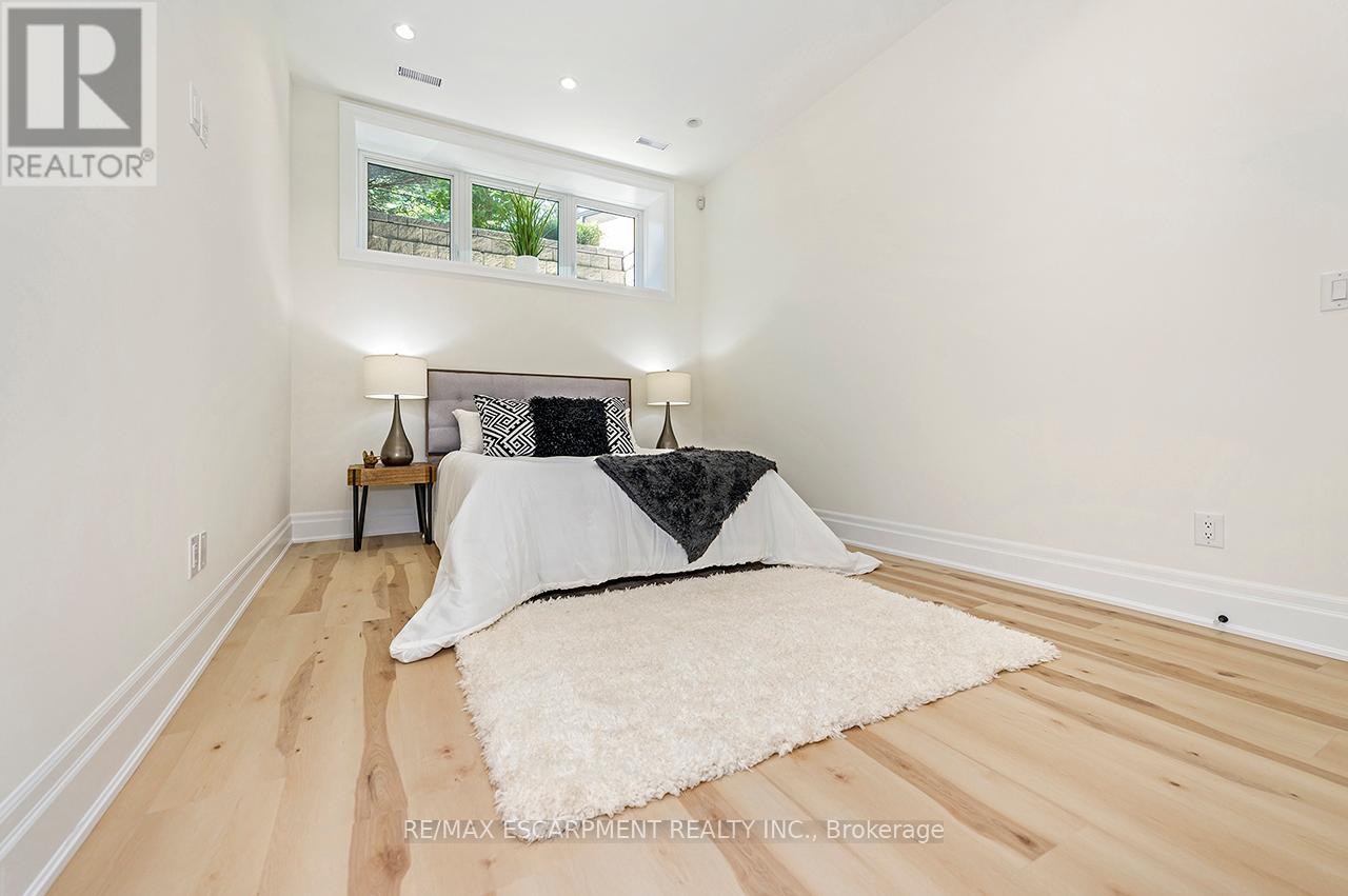1618 Dogwood Trail, Mississauga, Ontario  L5G 3A5 - Photo 39 - W13107416