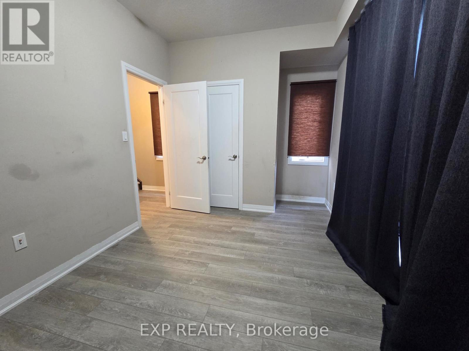 100 Laguna Village Crescent, Hamilton, Ontario  L0R 1P0 - Photo 3 - X13107404