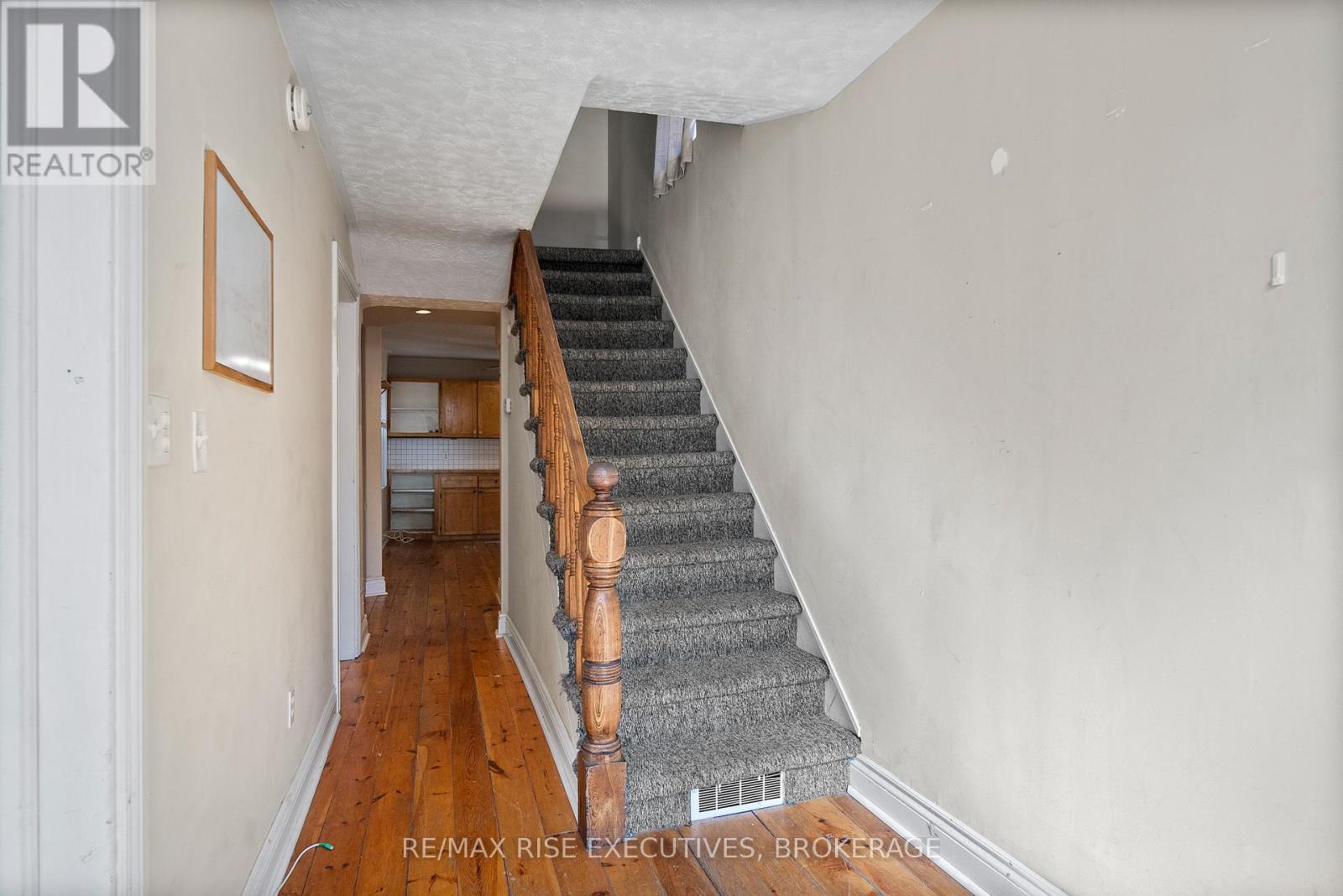 480 Victoria Street, Kingston, Ontario  K7L 3Z7 - Photo 10 - X12881512