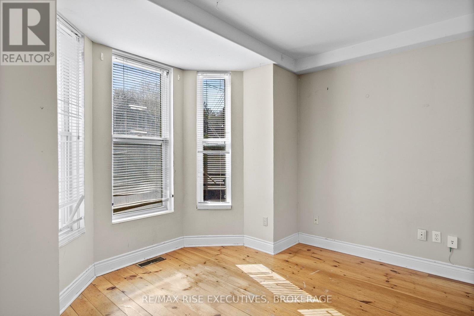 480 Victoria Street, Kingston, Ontario  K7L 3Z7 - Photo 8 - X12881512