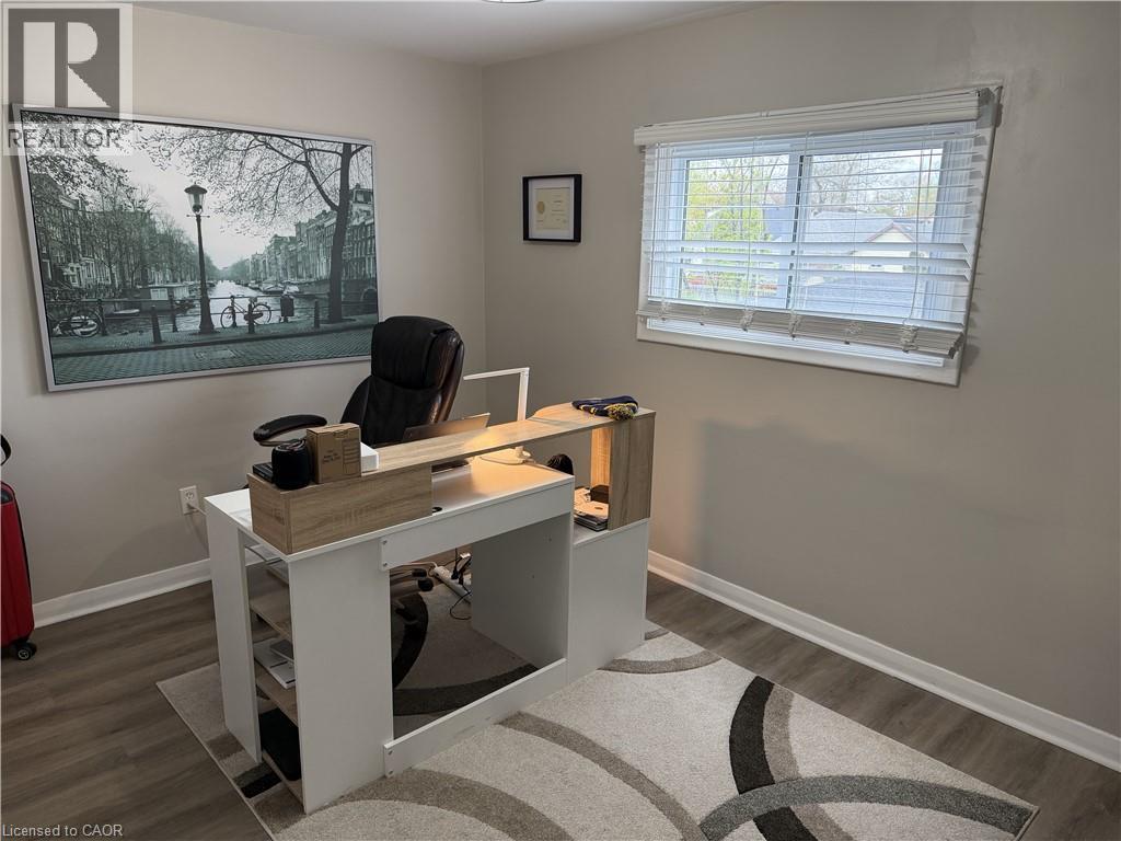 24 East 25th Street, Hamilton, Ontario  L8V 3A1 - Photo 6 - 40828567