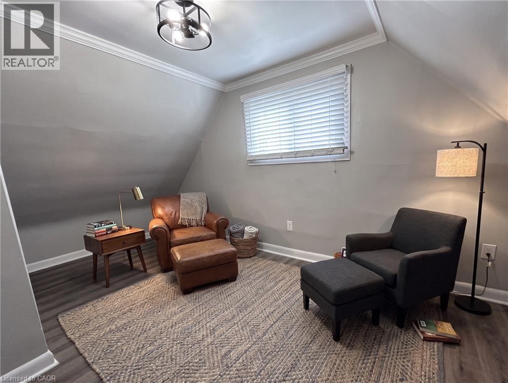 24 East 25th Street, Hamilton, Ontario  L8V 3A1 - Photo 8 - 40828567
