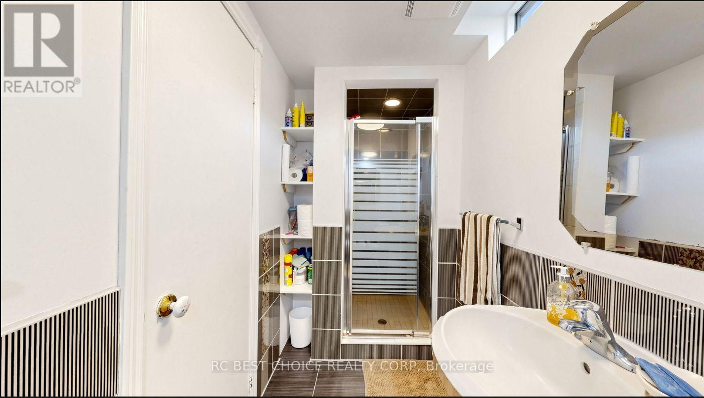 515 London Road, Newmarket, Ontario  L3Y 6E4 - Photo 25 - N13107298
