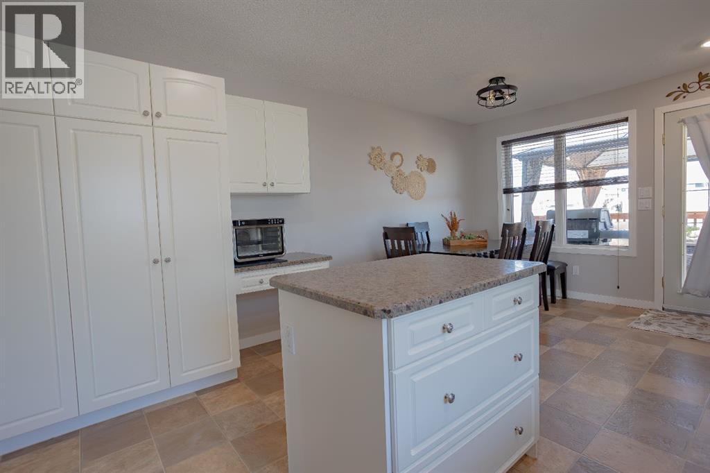 945 22 Street, Wainwright, Alberta  T9W 1T8 - Photo 16 - A2308907