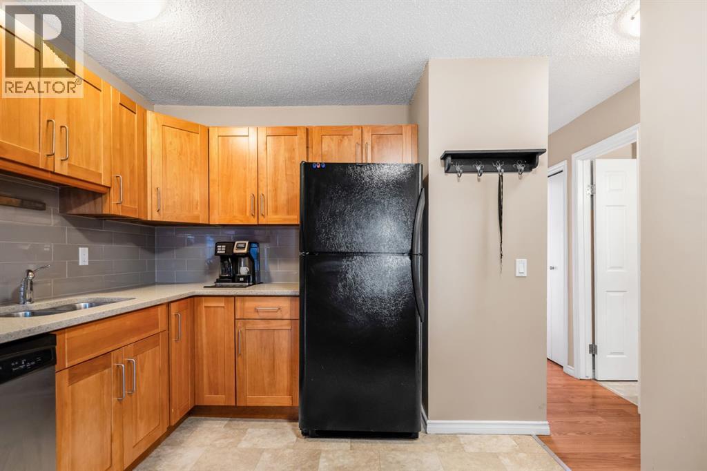 338 Georgian Villas NE, Calgary, Alberta  T2A 7E2 - Photo 10 - A2299701
