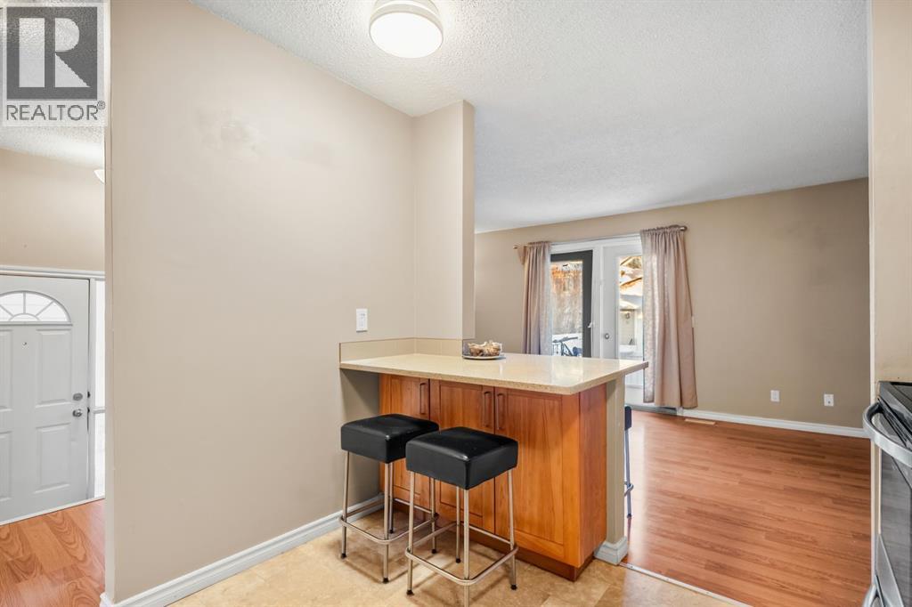338 Georgian Villas NE, Calgary, Alberta  T2A 7E2 - Photo 12 - A2299701