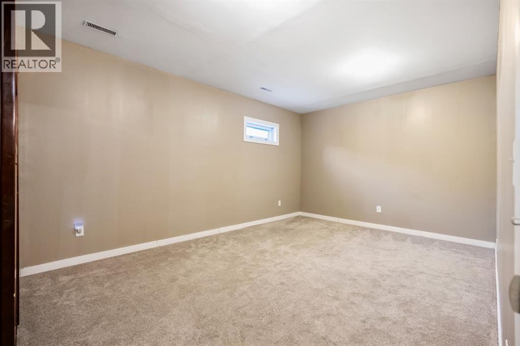 338 Georgian Villas NE, Calgary, Alberta  T2A 7E2 - Photo 23 - A2299701