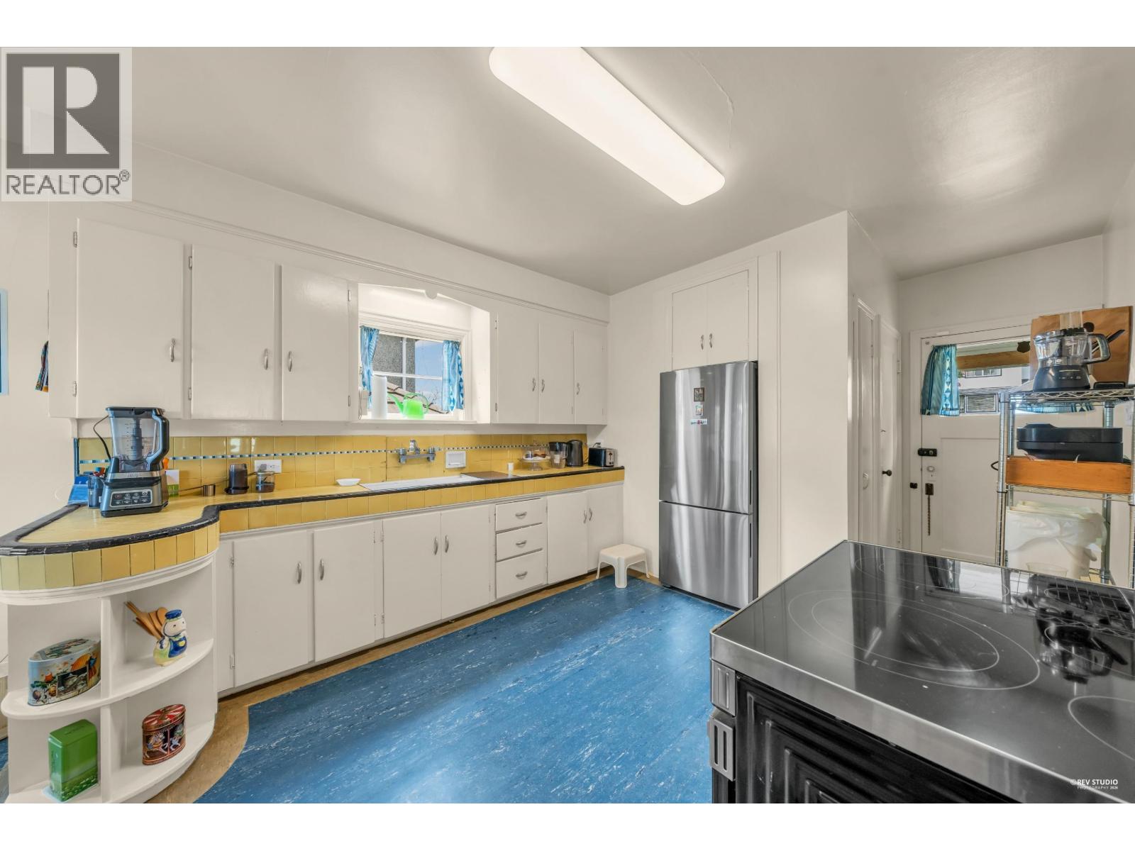 2245 W 22nd Avenue, Vancouver, British Columbia  V6L 1L6 - Photo 14 - R3121617