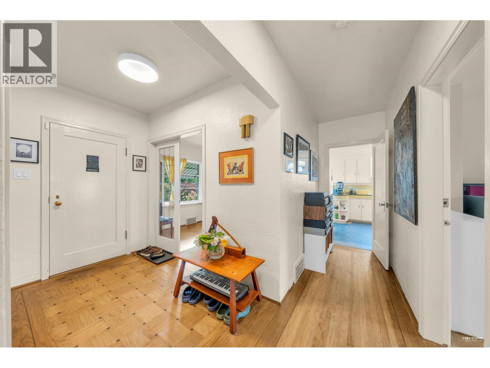 2245 W 22nd Avenue, Vancouver, British Columbia  V6L 1L6 - Photo 5 - R3121617