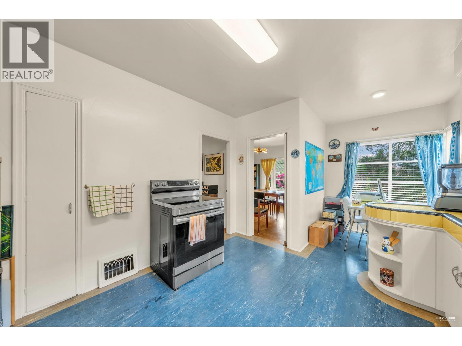 2245 W 22nd Avenue, Vancouver, British Columbia  V6L 1L6 - Photo 18 - R3121617