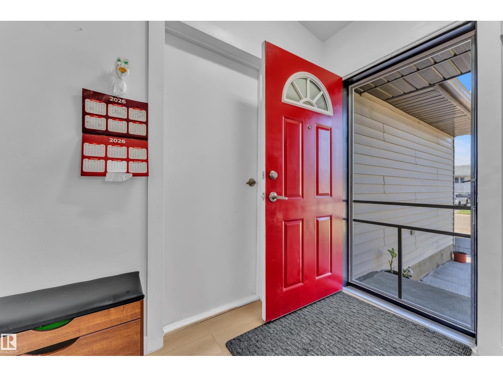 4819 30 Av Nw, Edmonton, Alberta  T6L 4R4 - Photo 6 - E4486850