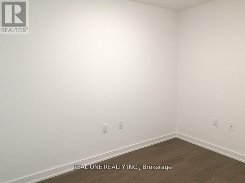 716 - 11 Wellesley Street W, Toronto, Ontario  M4Y 1E8 - Photo 6 - C13107498