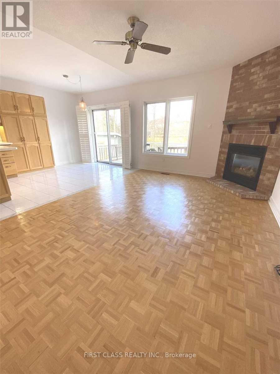 365 Meegan Court, Newmarket, Ontario  L3X 2B7 - Photo 6 - N13107502