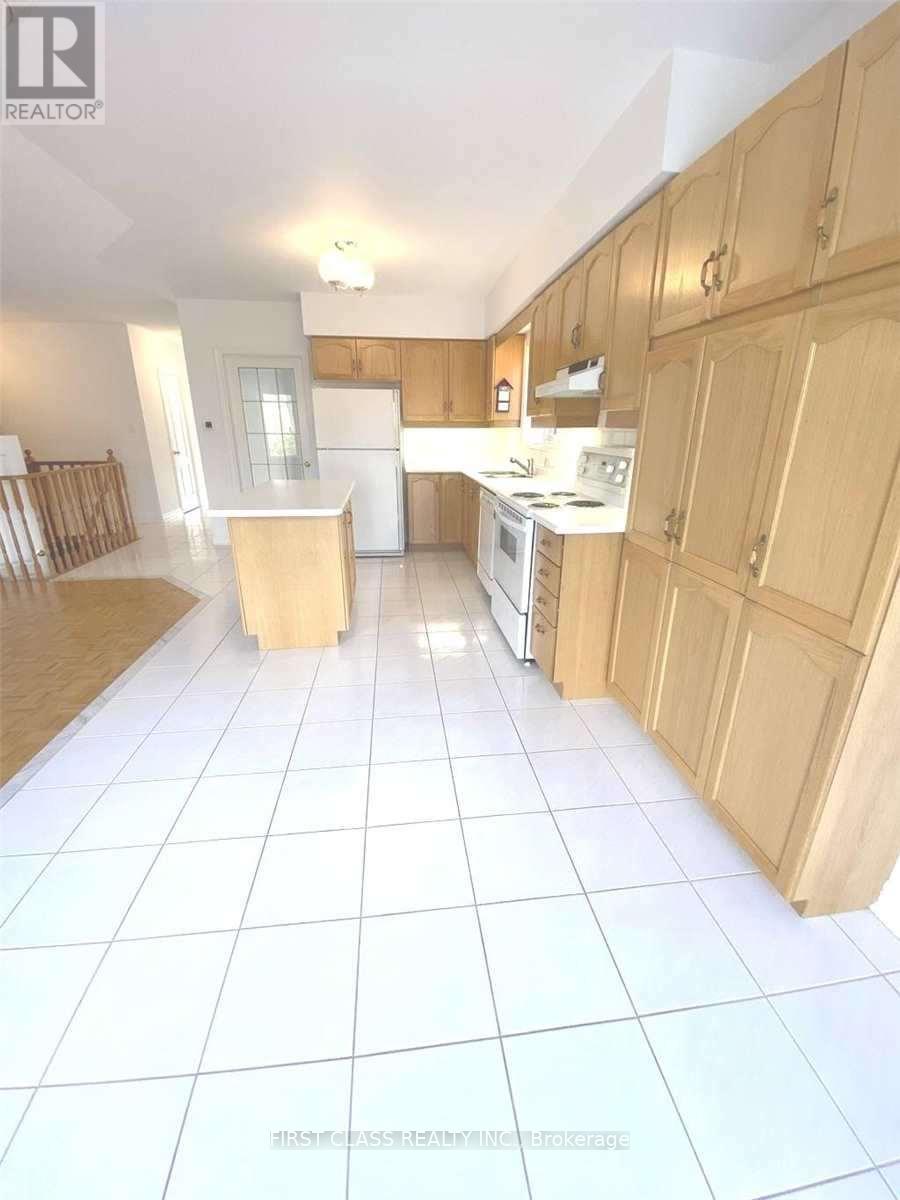 365 Meegan Court, Newmarket, Ontario  L3X 2B7 - Photo 8 - N13107502