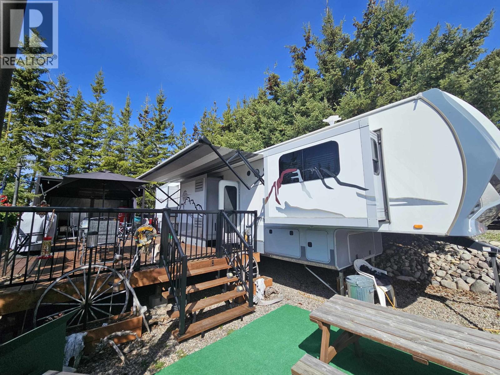 153 Birch Bay Road, Fraser Lake, British Columbia  V0J 1S0 - Photo 5 - R3121514