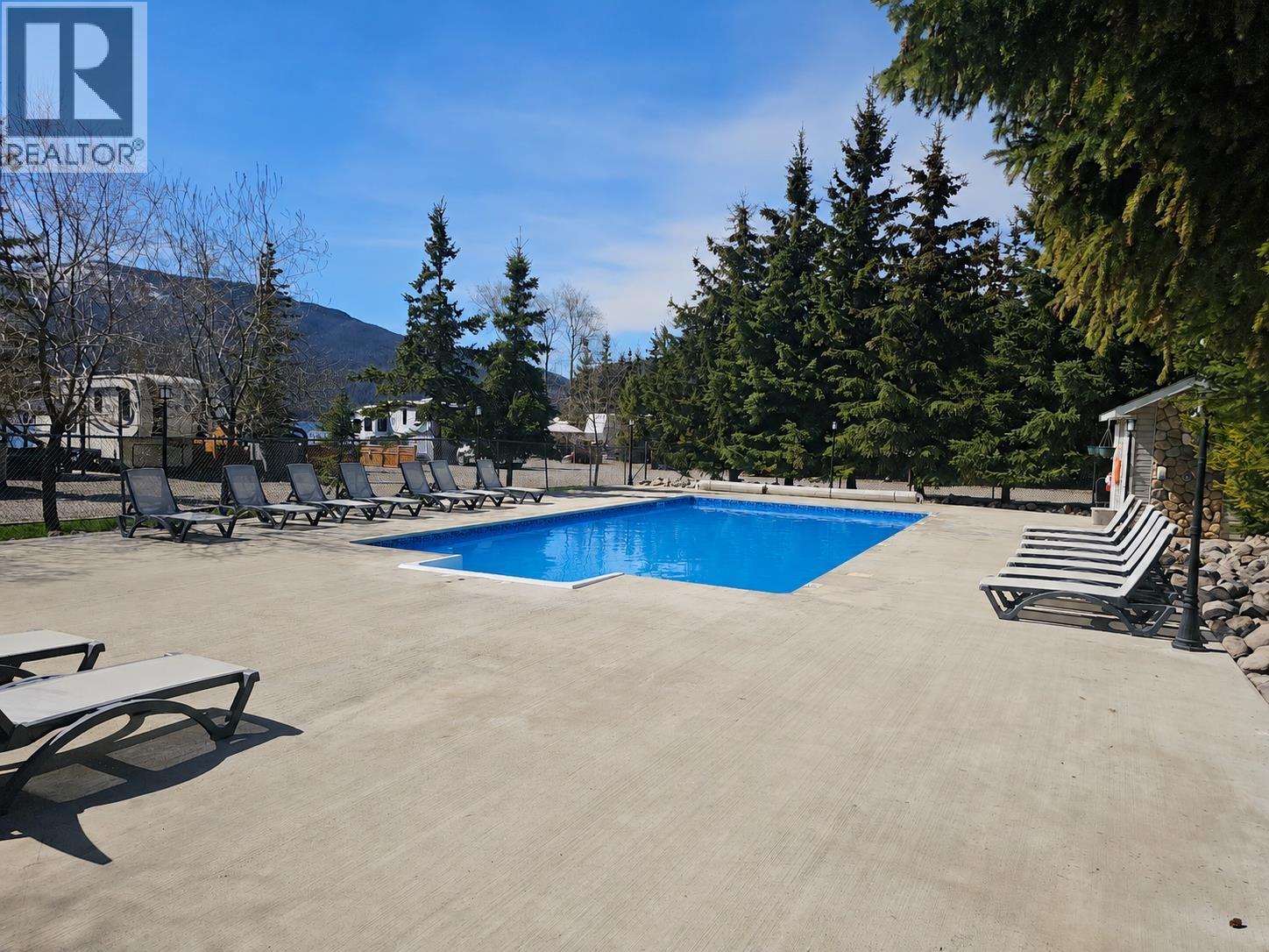153 Birch Bay Road, Fraser Lake, British Columbia  V0J 1S0 - Photo 7 - R3121514