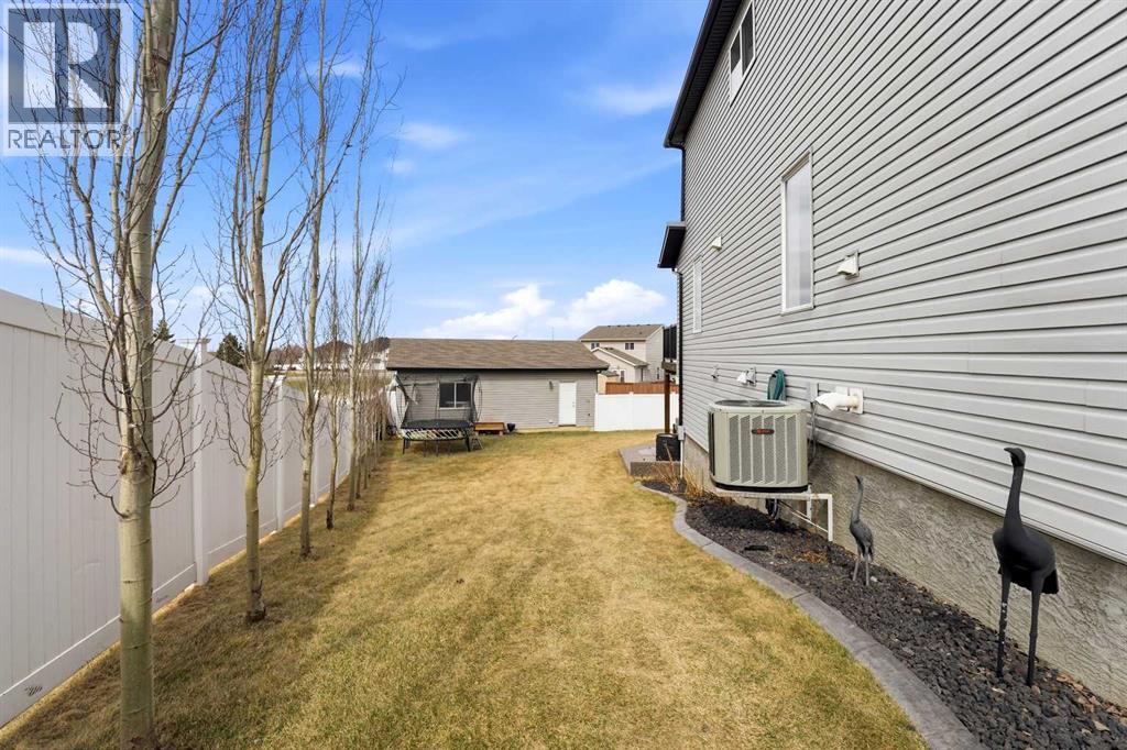 33 Jarvis Close, Red Deer, Alberta  T4P 0C7 - Photo 37 - A2304550