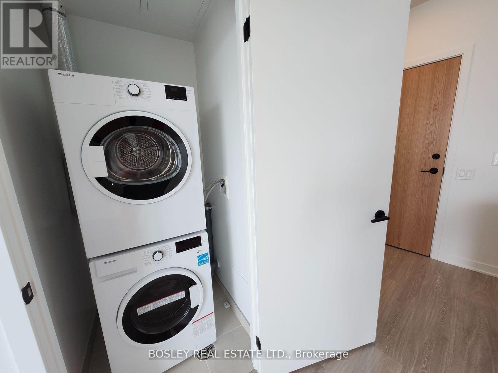 806 - 2495 Eglinton Avenue W, Mississauga (Central Erin Mills), Ontario  L5M 2V8 - Photo 8 - W13107492
