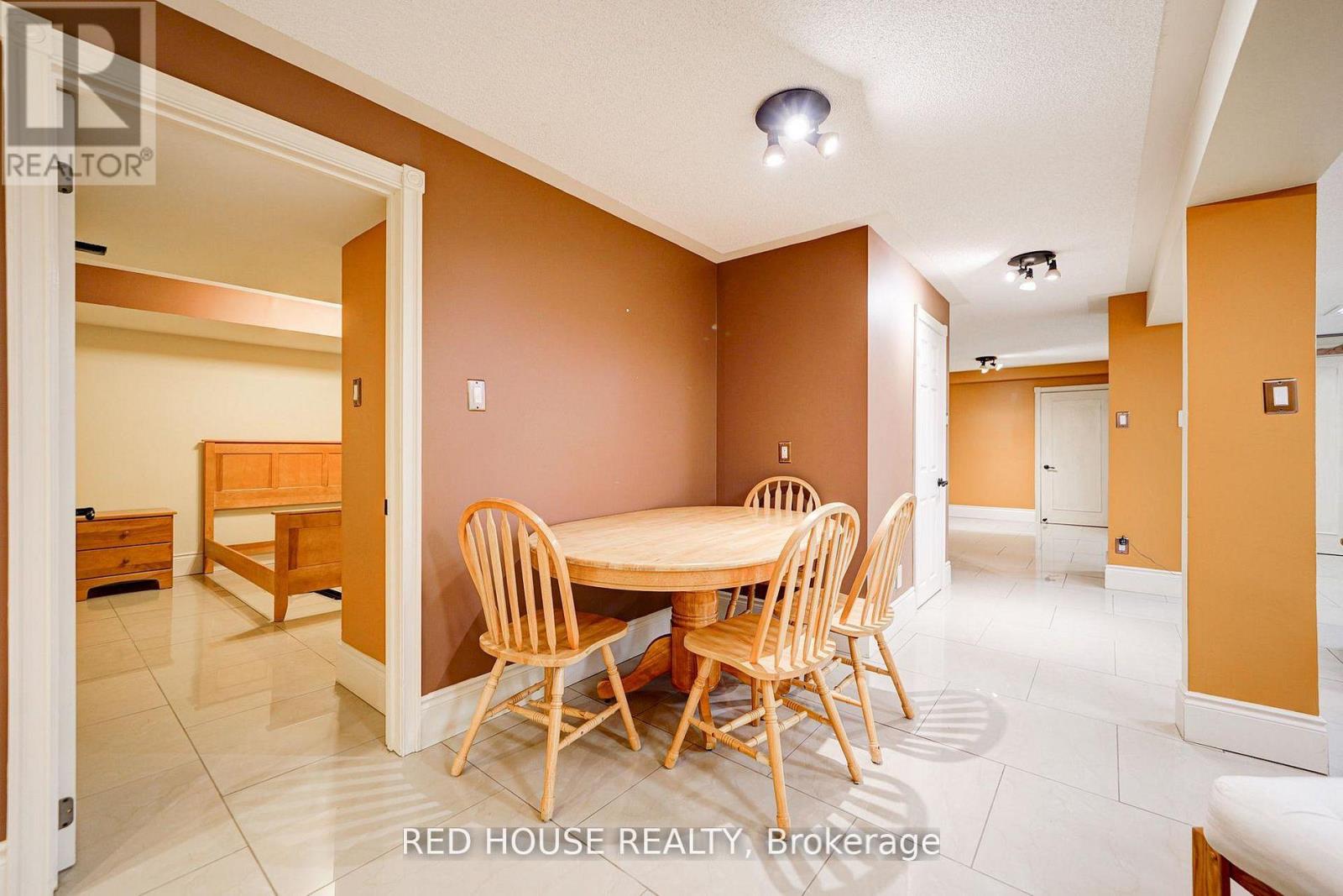 Bsmt - 4450 Mayflower Drive, Mississauga, Ontario  L5R 1S6 - Photo 8 - W13107504