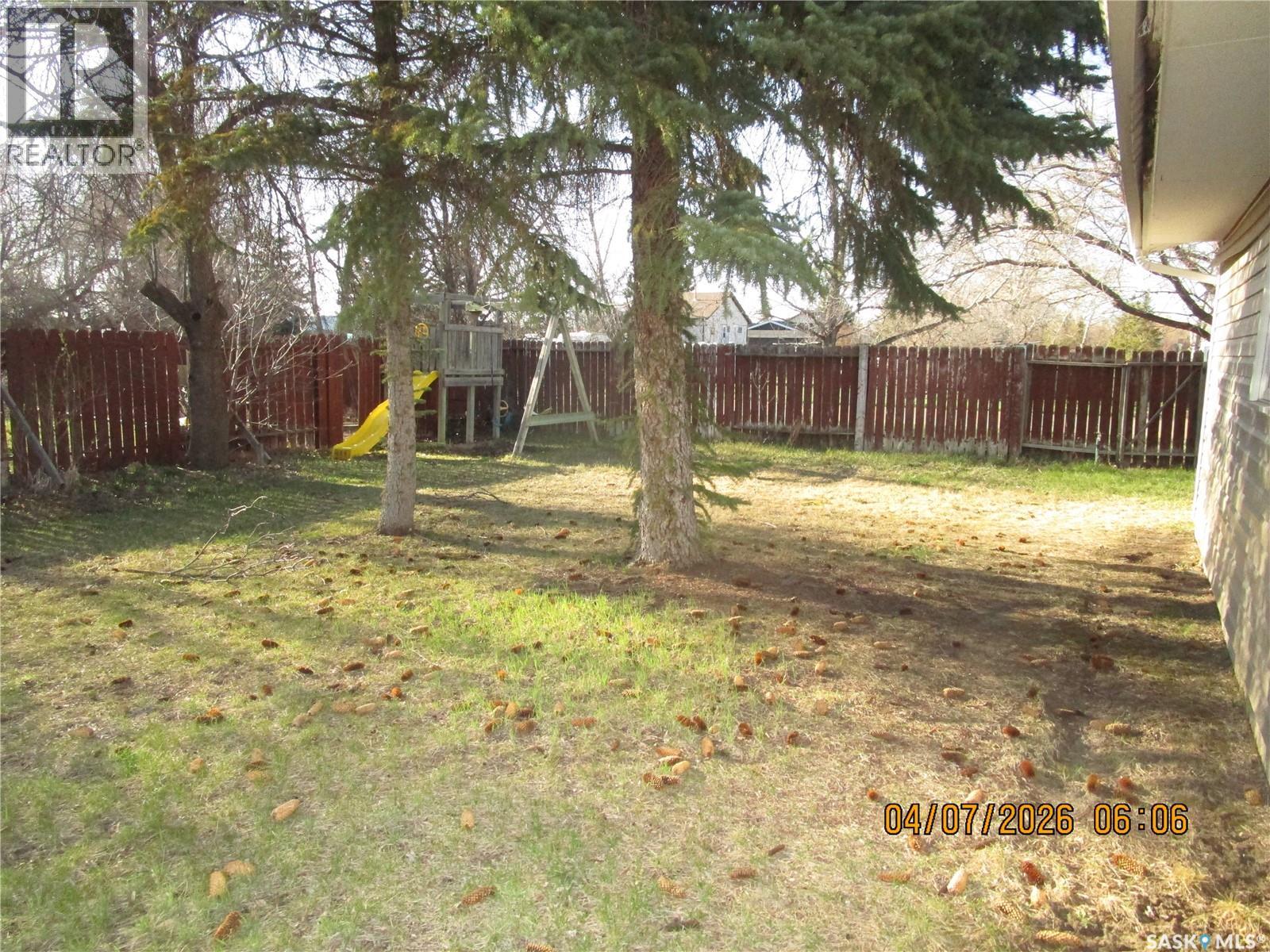 222 Westview Drive, Coronach, Saskatchewan  S0H 0Z0 - Photo 10 - SK035321