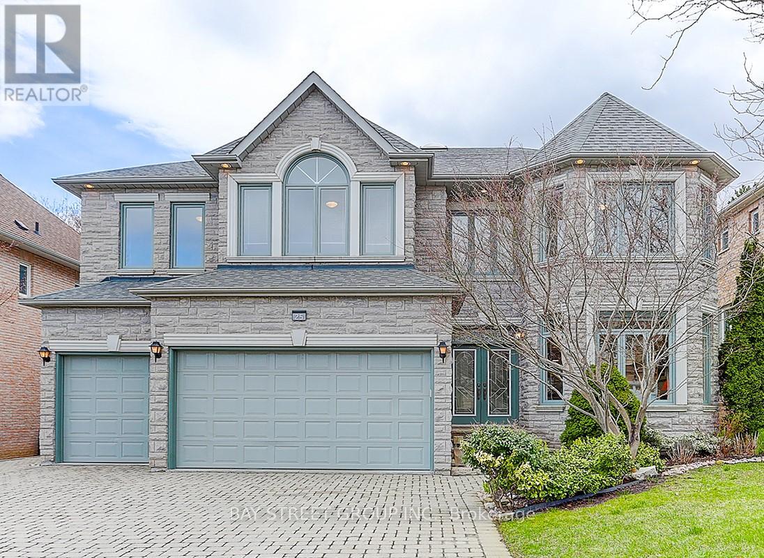 25 BOWAN COURT, Toronto, Ontario