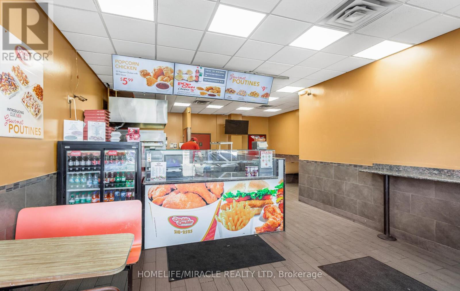 95 Saginaw Parkway, Cambridge, Ontario  N1T 1T9 - Photo 2 - X13107486