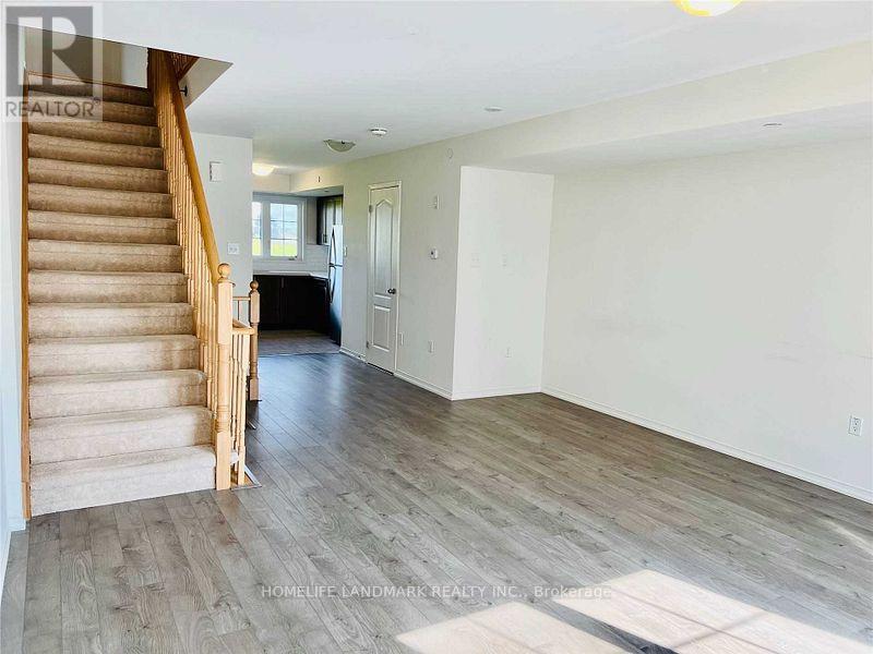2695 Deputy Minister Path, Oshawa, Ontario  L1L 0M7 - Photo 4 - E13107444