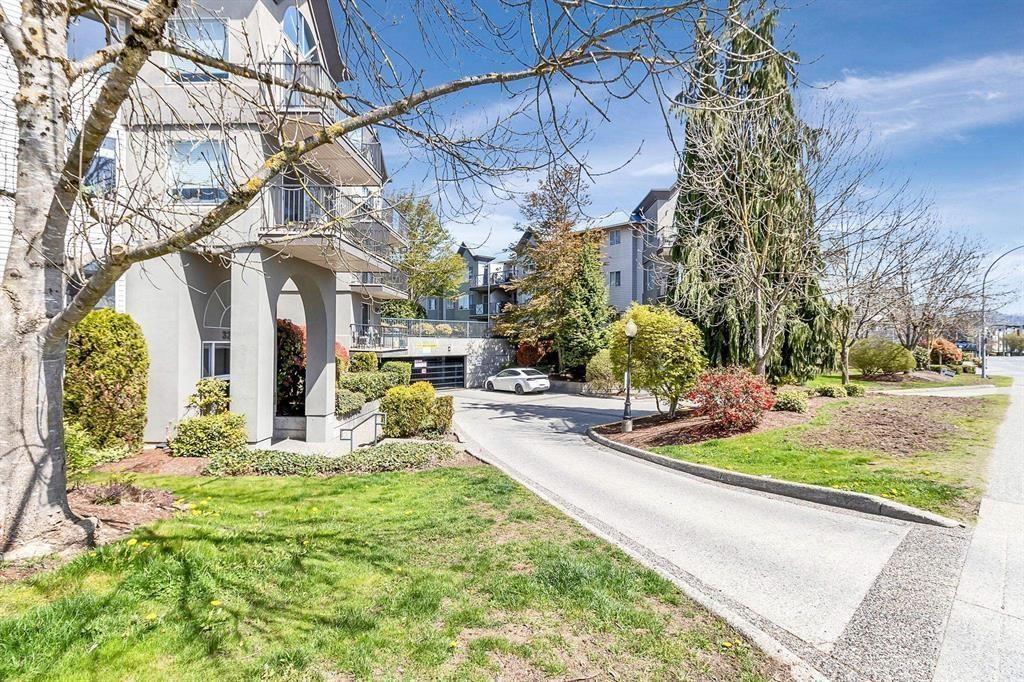 216 32725 George Ferguson Way, Abbotsford, British Columbia  V2T 5M5 - Photo 2 - R3059246